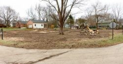 Barrington – 1011B S Cook St