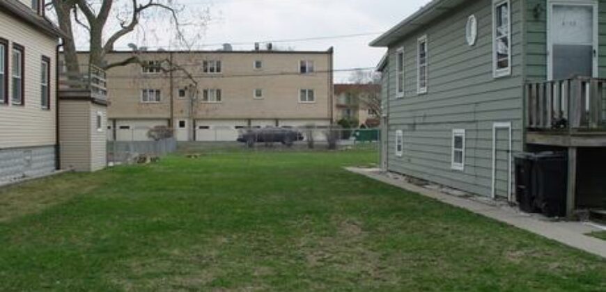 Chicago – 6105 W Giddings St