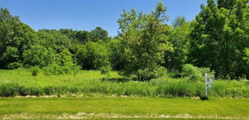 Gurnee – 35010  Oak Knoll Cir  Lot 20