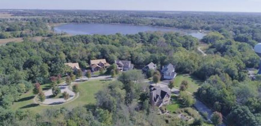Lindenhurst – 428  Woodland Trl  Lot 11