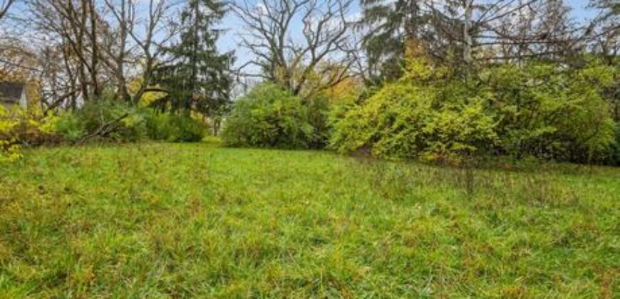 Lombard – 19w148  Rochdale Cir