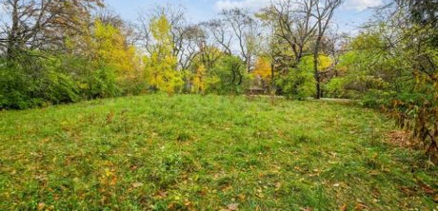 Lombard – 19w148  Rochdale Cir