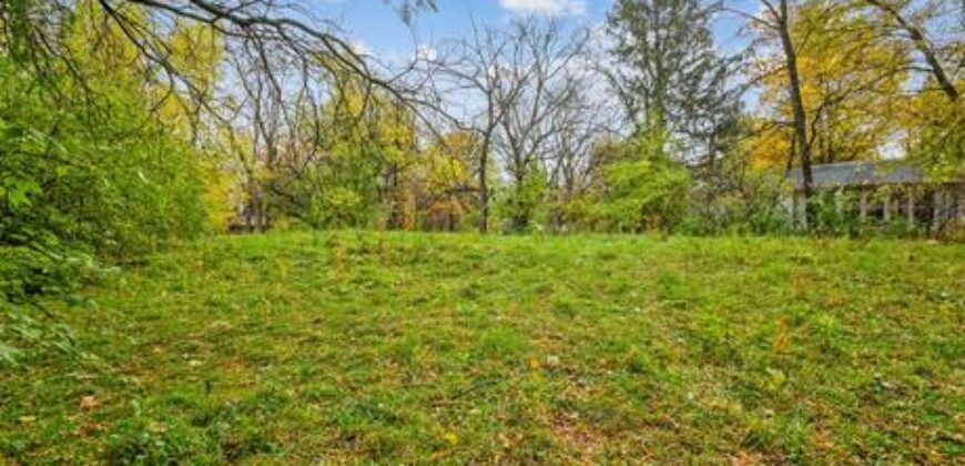 Lombard – 19w148  Rochdale Cir
