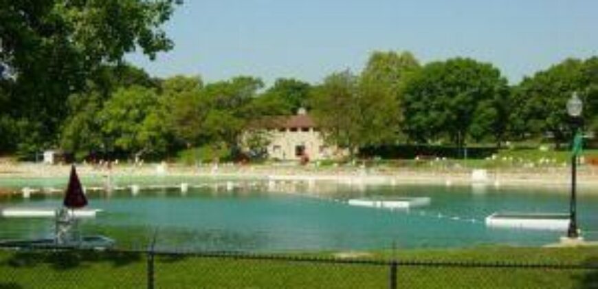 Naperville – 1033  Emerald Dr
