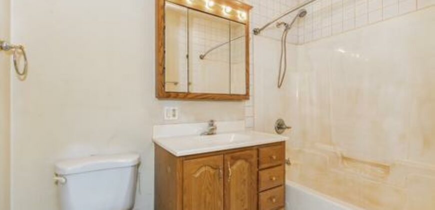 Naperville – 5S057  Karns Rd